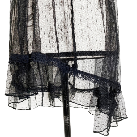 Elegant Black Lace Babydoll Lingerie - Picture 10 of 16